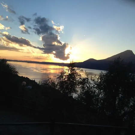 Cadelagnel * Castelletto Di Brenzone