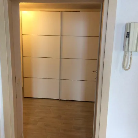 Cadelagnel Apartament