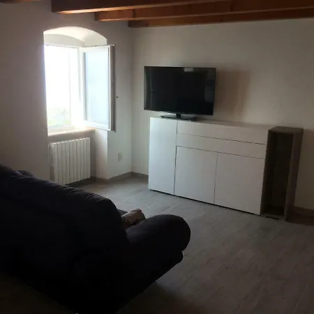 Cadelagnel Apartament *