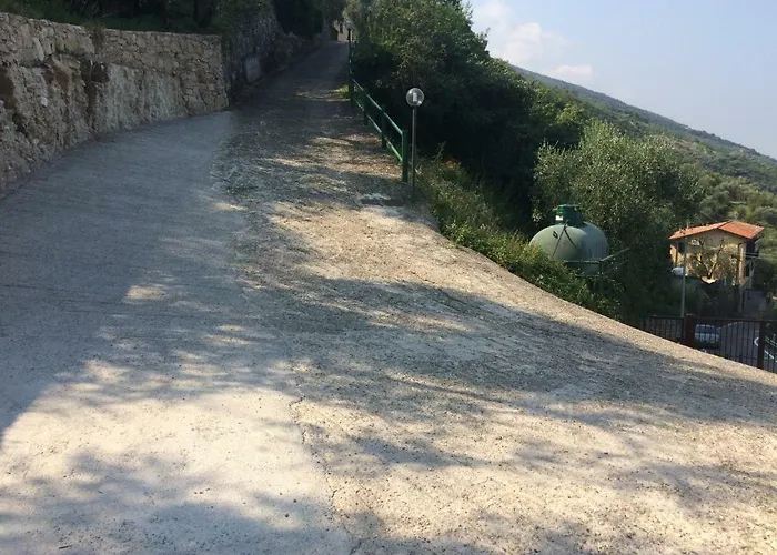 Cadelagnel * Castelletto di Brenzone